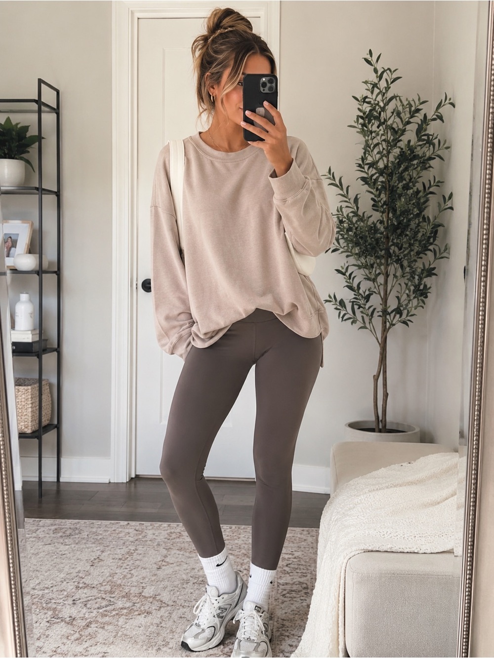 Everyday Cozy Crewneck Sweatshirt in Beige